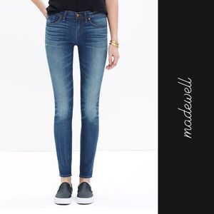 Madewell Skinny Skinny Mid-rise Jeans in Edmonton Blue Wash 28” Inseam • 27